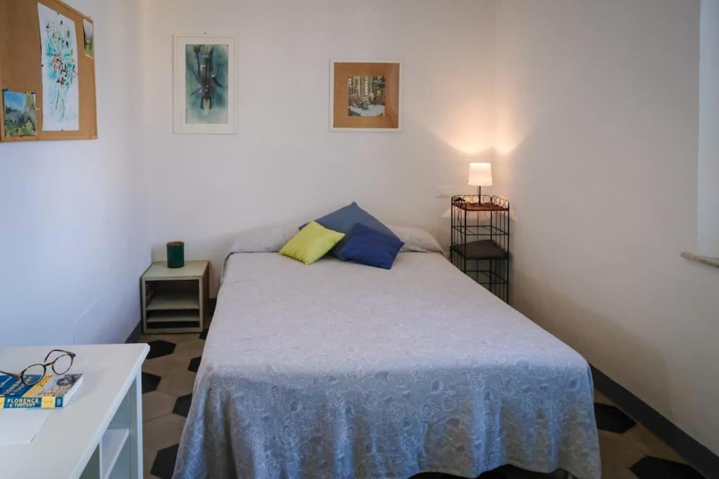 Apartment Art Studio In *