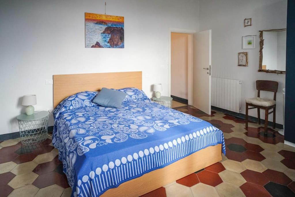 Apartment Art Studio In *